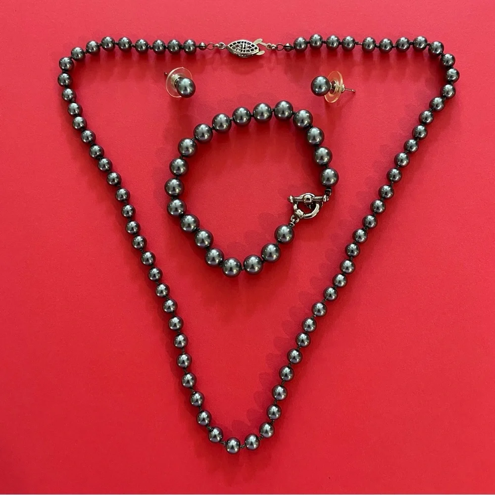NECKLACE-BRACELET-EARRINGS GRAY FAUX PEARLS 3PC SET - Picture 7 of 8